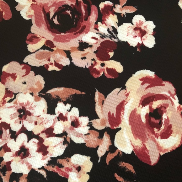 Like Lularoe Cassie Skirt - Picture 2 of 3